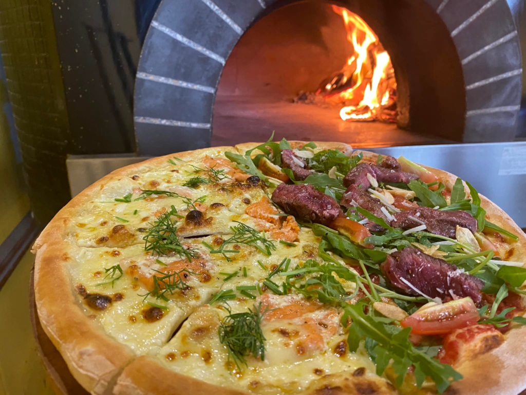 pizza cá hồi đà nẵng