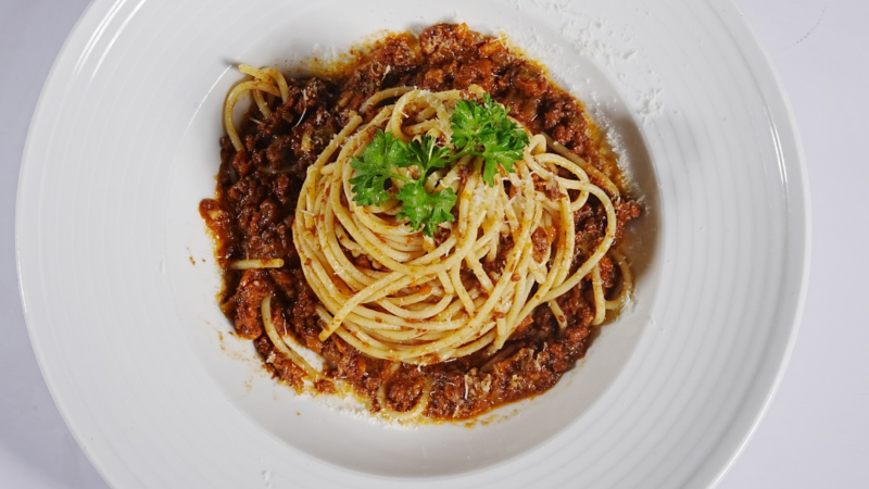 Cách Làm Mì Ý Sốt Bò Bằm Thơm Ngon Đúng Điệu